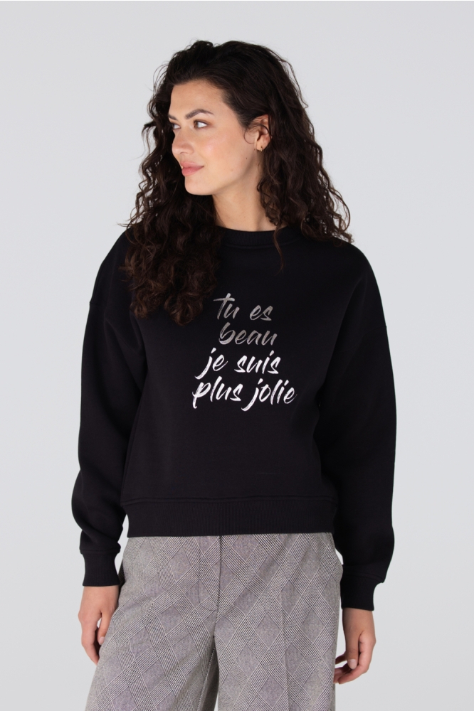 Juffrouw Jansen zwarte dames sweater | Model vooraanzicht