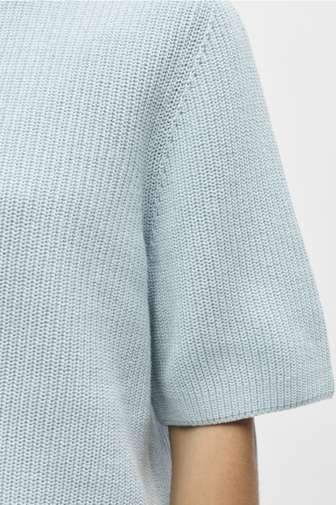 Object blauwe dames trui | Close up