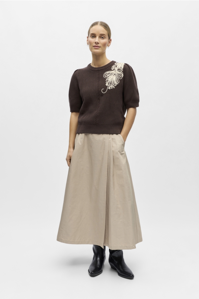 Object bruine dames trui | Model