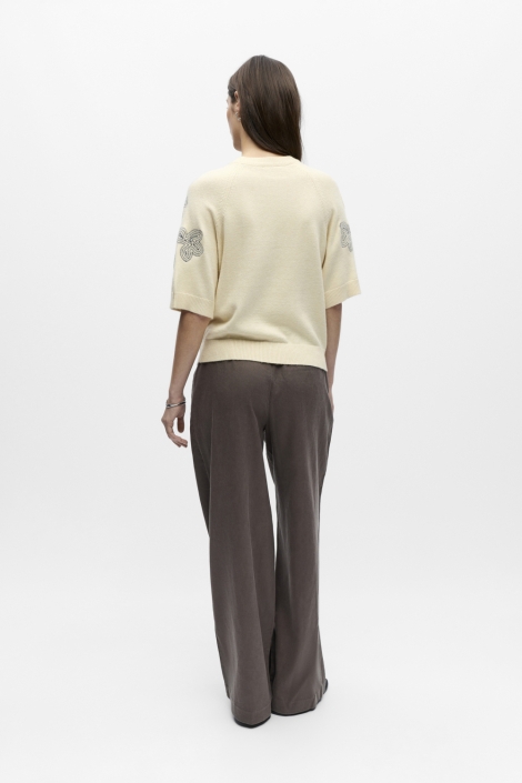 Object beige dames trui | Model achteraanzicht