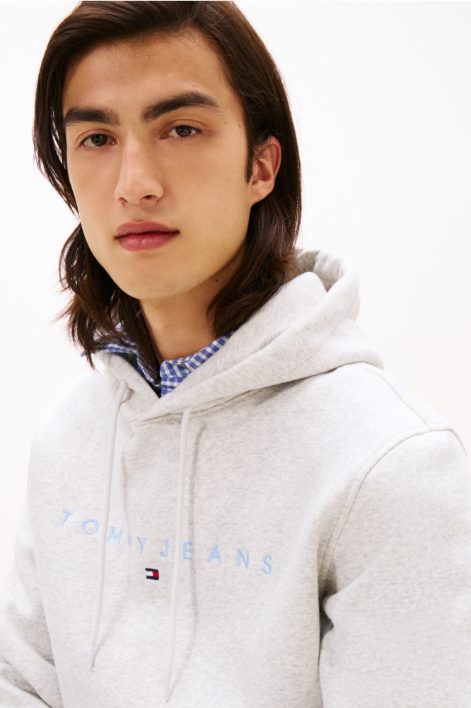 Tommy Jeans grijze heren sweater | Close up