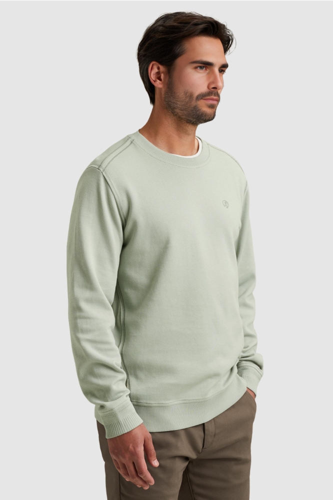 Cast Iron groene heren sweater | Model zijaanzicht