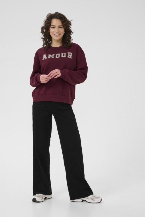 Kaffe bordeaux dames sweater | Model
