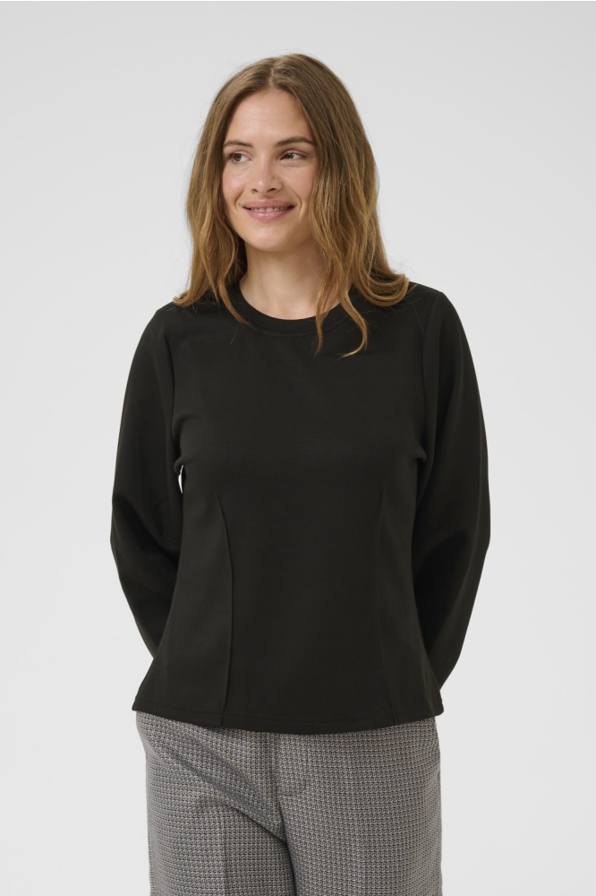 Culture zwarte dames t-shirt | Model vooraanzicht