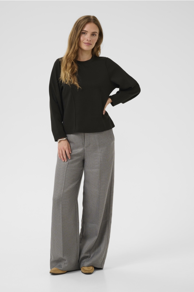 Culture zwarte dames t-shirt | Model