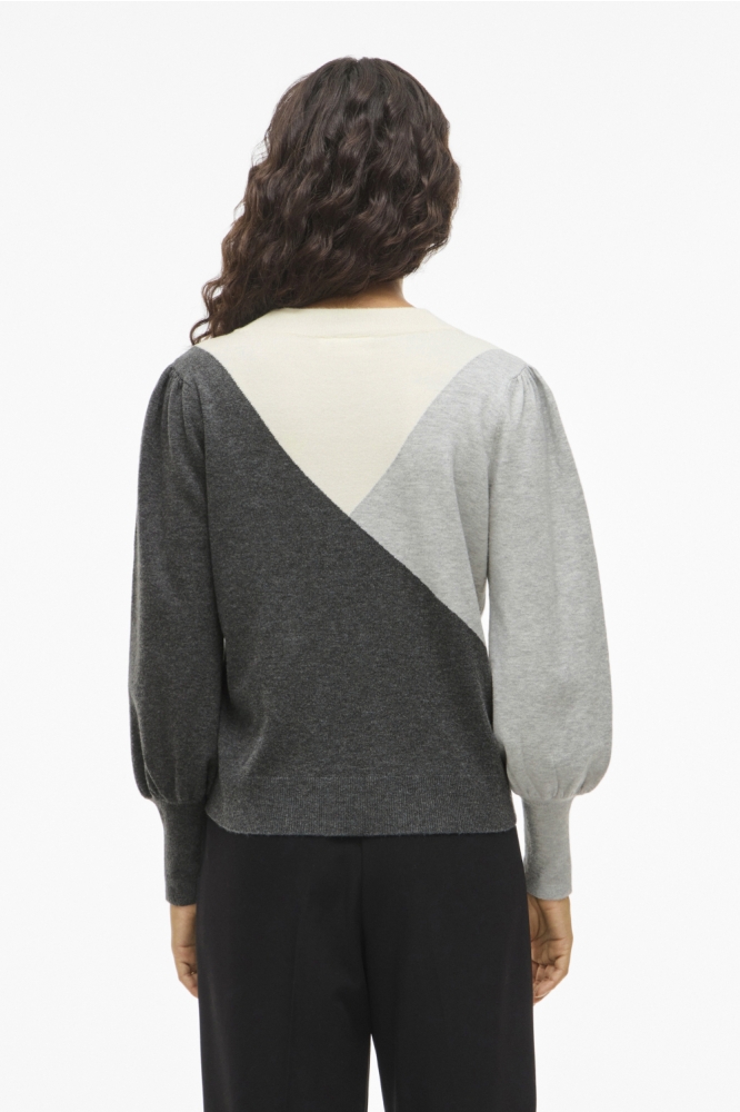 Vila grijze dames trui | Model achteraanzicht