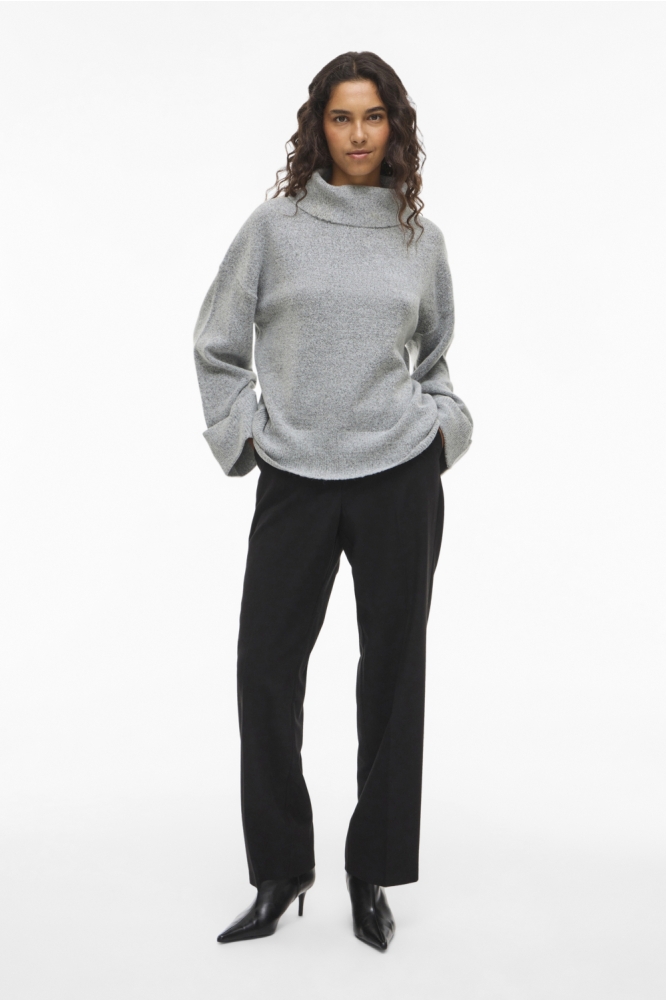 Vila grijze dames trui | Model vooraanzicht