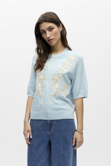 Object OBJLANEY RUBIN SS PULLOVER NOOS 23046234 WINTER SKY/MELANGE SANDSHELL FLORAL EMB