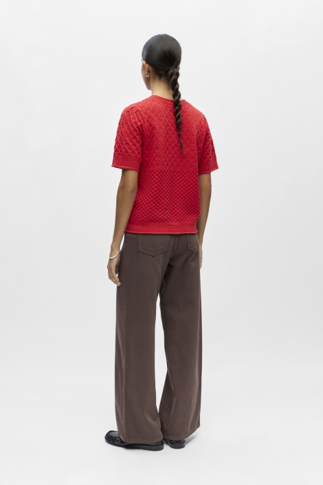 Object rode dames trui | Model achteraanzicht