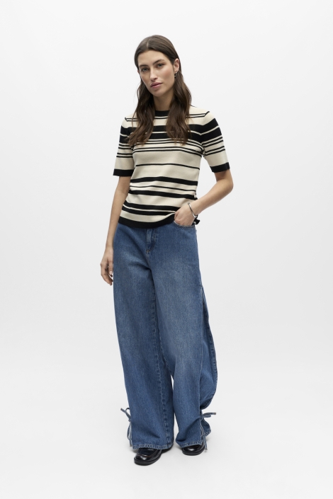 Object beige dames trui | Model