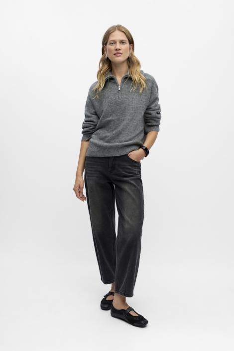 Object grijze dames trui | Model vooraanzicht