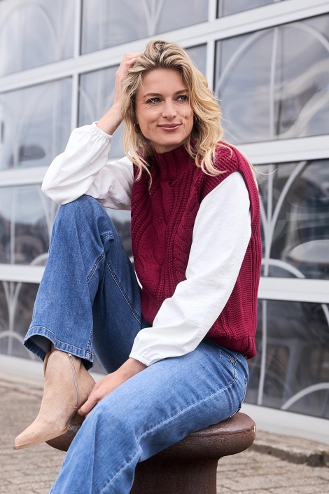 Red Button bordeaux dames trui | Sfeerbeeld, In situatie