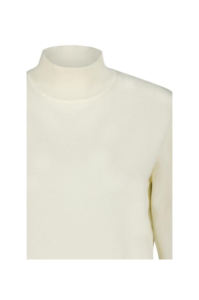 Red Button beige dames trui | Close up