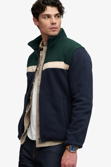 Superdry blauwe heren vest | Model zijaanzicht
