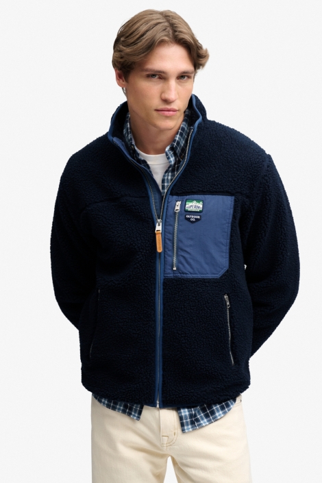 Superdry blauwe heren vest | Model vooraanzicht