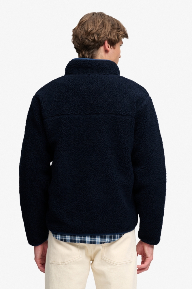 Superdry blauwe heren vest | Model achteraanzicht