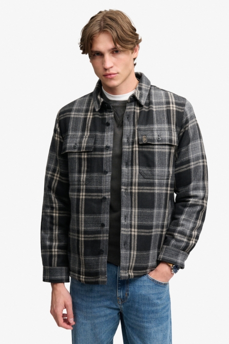 Superdry zwarte heren jas | Model vooraanzicht