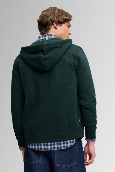 Superdry groene heren vest | Model achteraanzicht