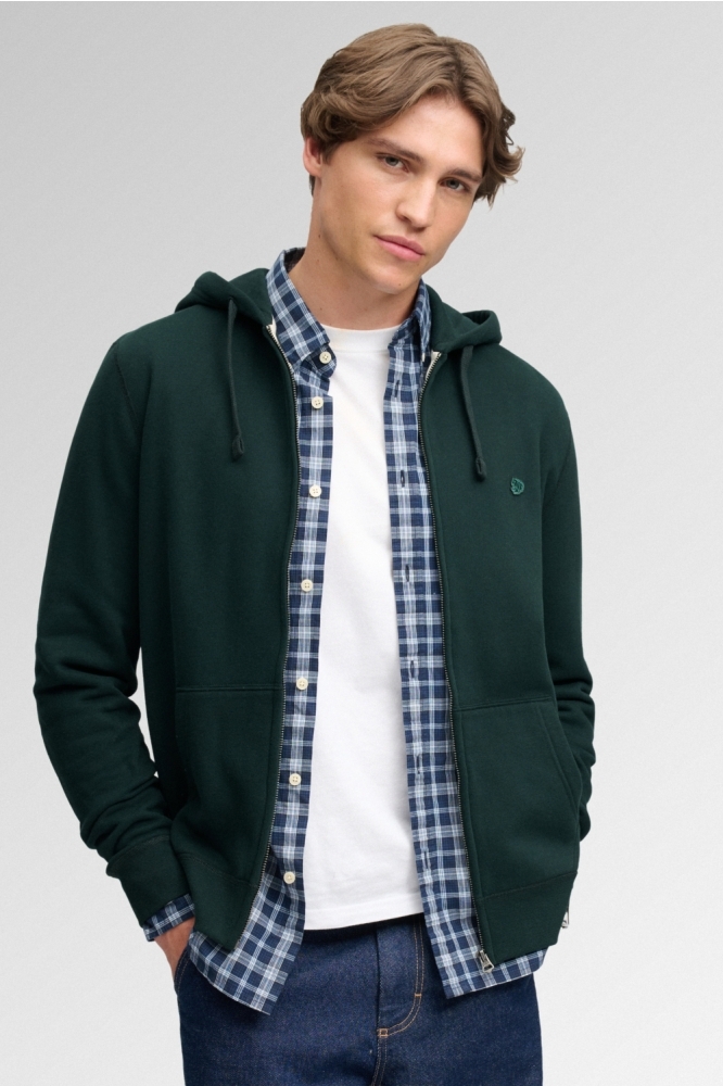 Superdry groene heren vest | Model vooraanzicht