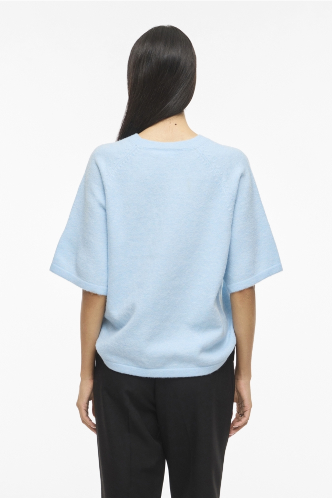 Vila blauwe dames trui | Model achteraanzicht