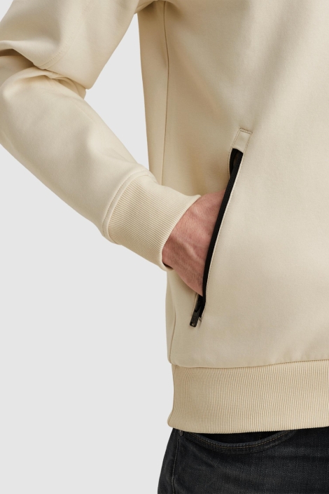 PME legend ecru heren vest | Close up