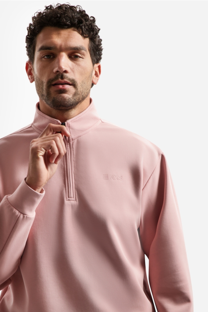 NO-EXCESS roze heren sweater | Close up