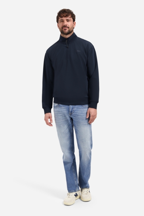 NO-EXCESS blauwe heren sweater | Model