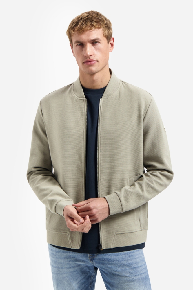 NO-EXCESS taupe heren vest | Model vooraanzicht