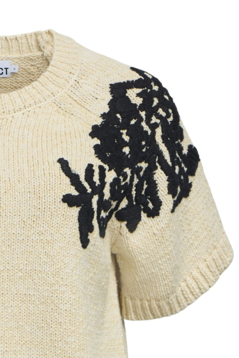 Object ecru dames trui | Close up
