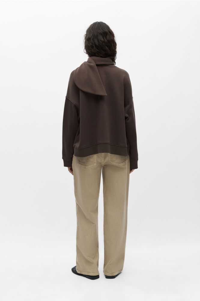 Object bruine dames sweater | Model