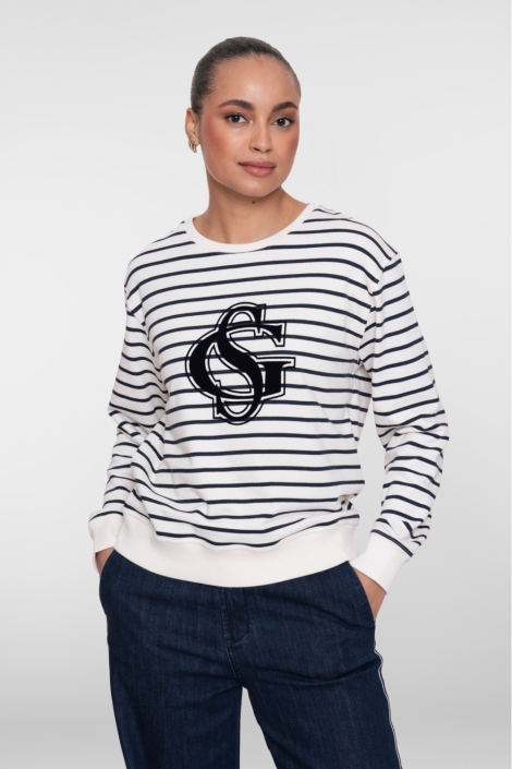 Geisha blauwe dames sweater | Model vooraanzicht