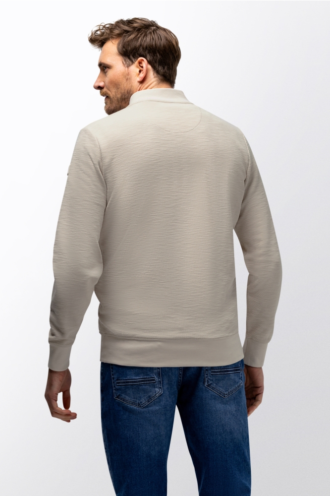 State of Art beige heren vest | Model achteraanzicht