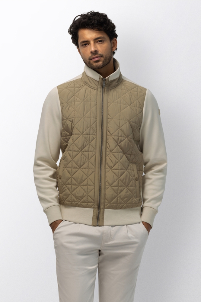 State of Art beige heren vest | Model vooraanzicht