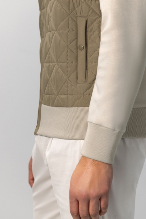 State of Art beige heren vest | Close up