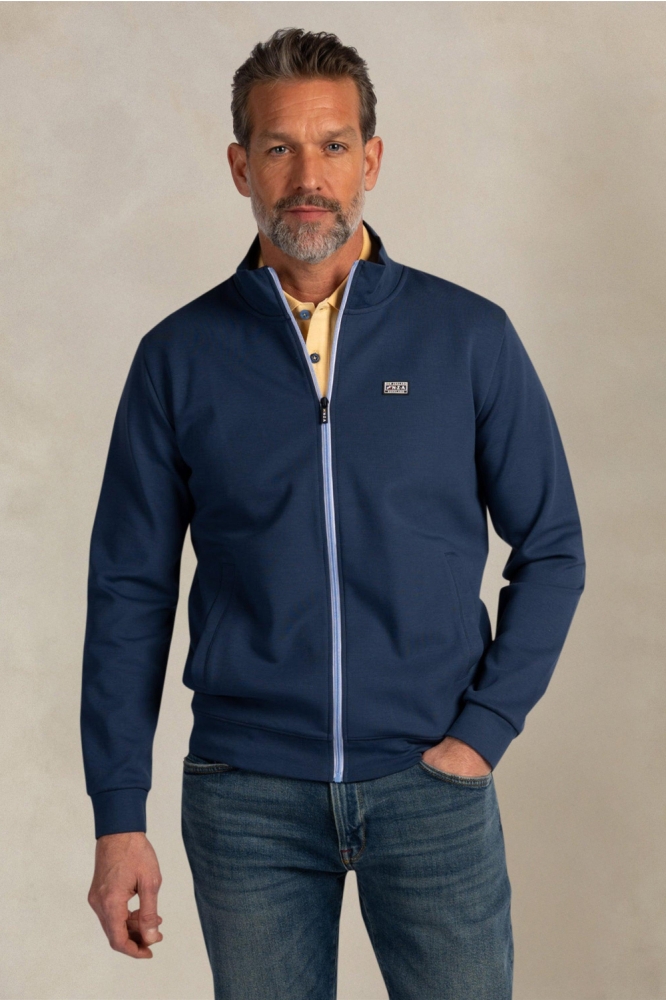 NZA blauwe heren vest | Model vooraanzicht