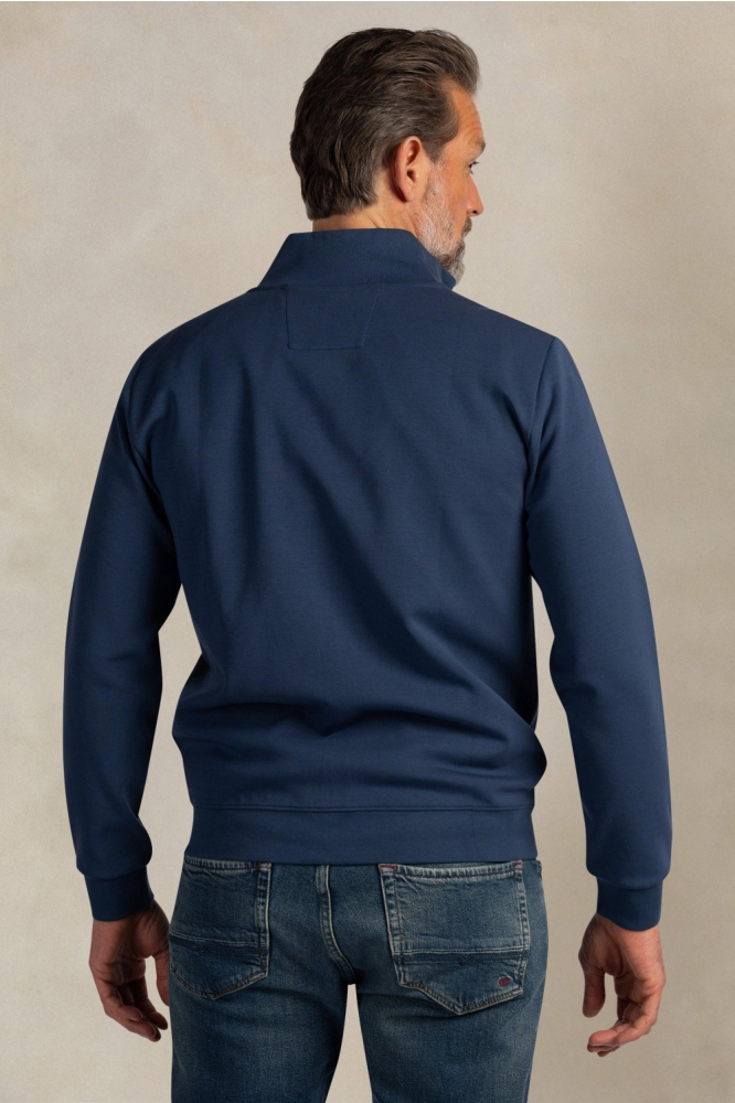 NZA blauwe heren vest | Model achteraanzicht