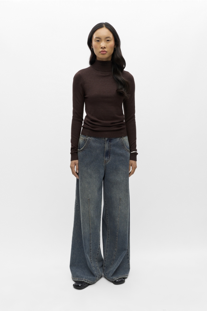 Object bruine dames trui | Model