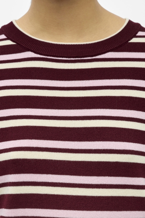 Object bordeaux dames trui | Close up