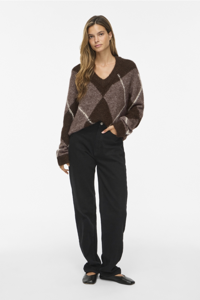 Vila bruine dames trui | Model vooraanzicht