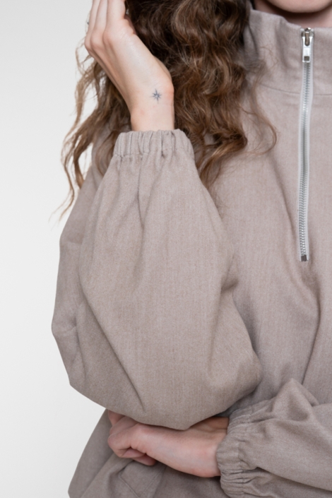 Geisha zand dames sweater | Close up