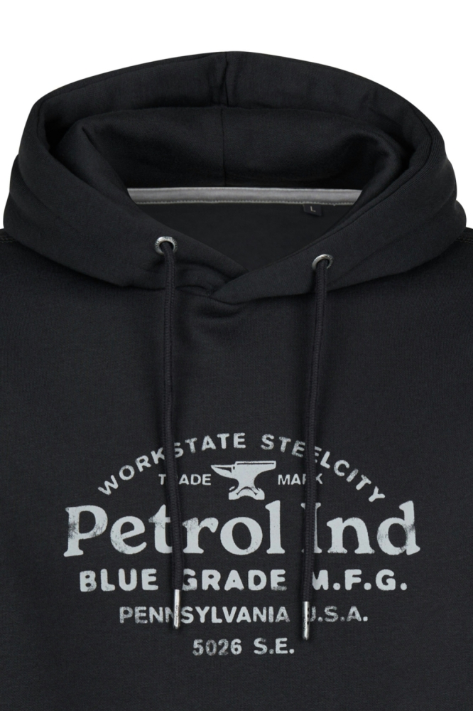 Petrol Industries grijze heren sweater | Close up