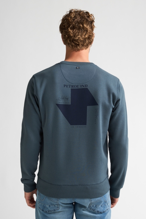 Petrol Industries blauwe heren sweater | Model achteraanzicht
