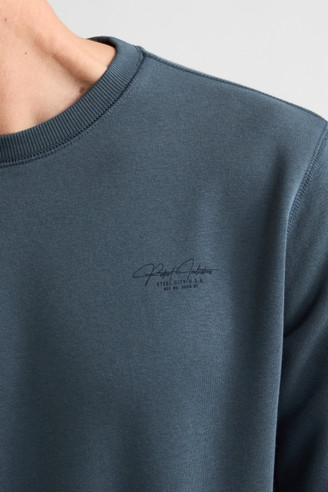 Petrol Industries blauwe heren sweater | Close up