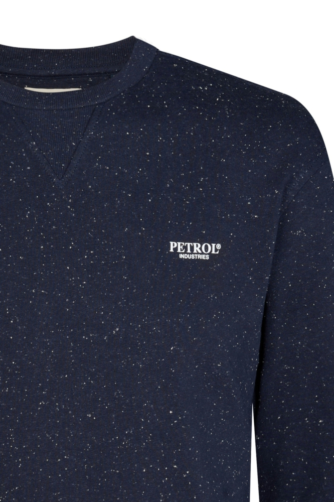 Petrol Industries blauwe heren sweater | Close up