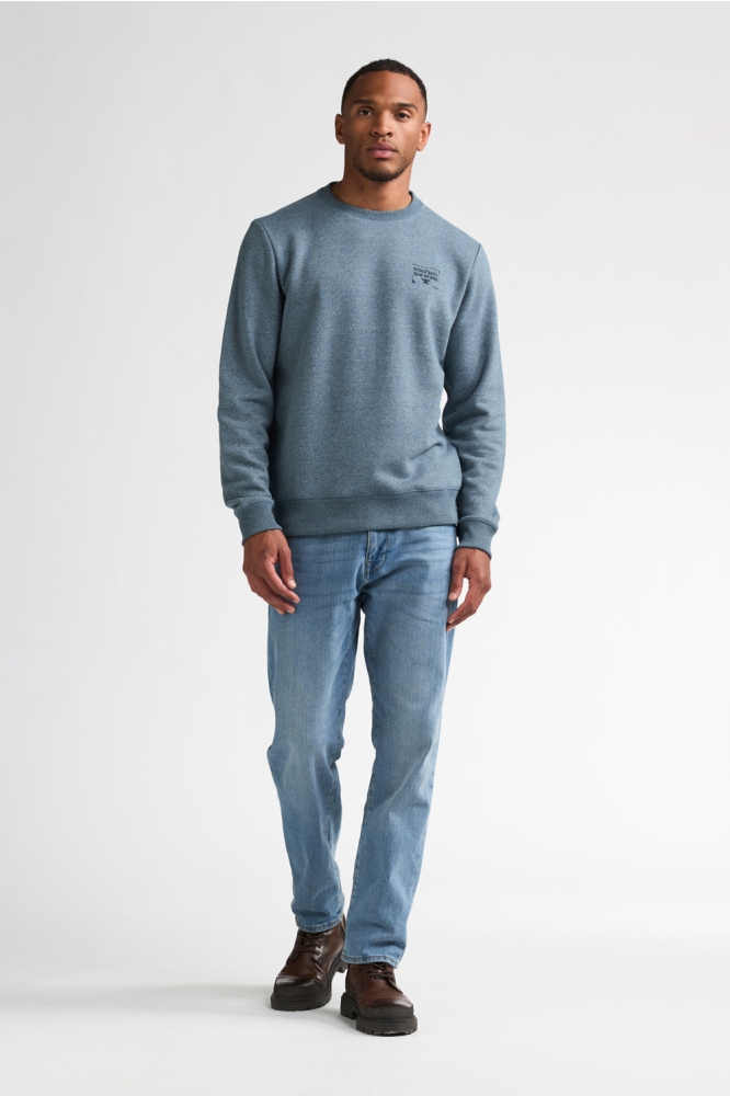 Petrol Industries blauwe heren sweater | Model