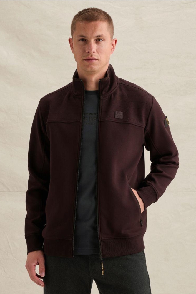PME legend bordeaux heren vest | Model vooraanzicht