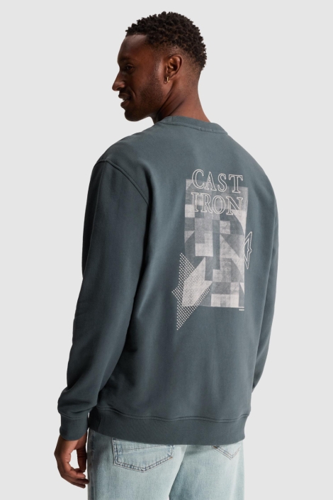 Cast Iron groene heren sweater | Model achteraanzicht