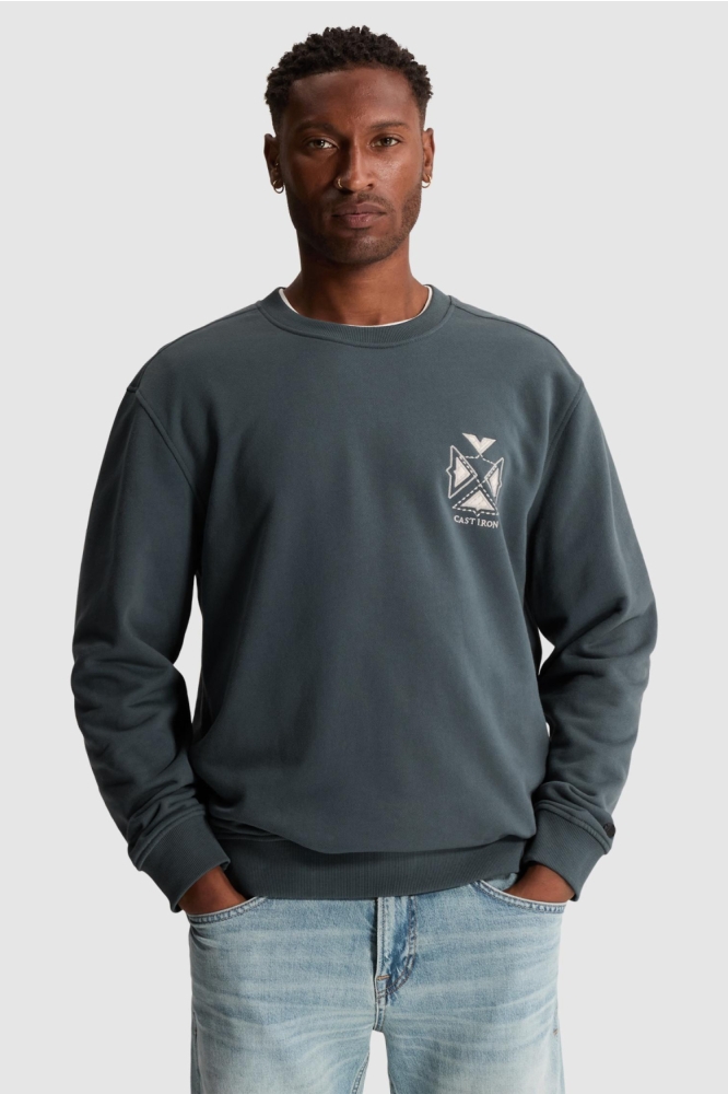 Cast Iron groene heren sweater | Model vooraanzicht
