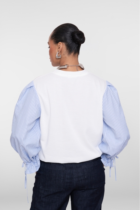 Geisha witte dames sweater | Model achteraanzicht