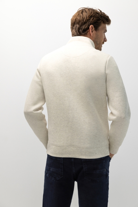 State of Art ecru heren sweater | Model achteraanzicht